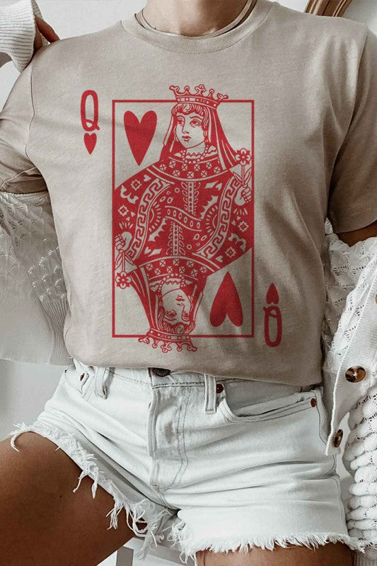 “QUEEN OF HEARTS”GRAPHIC TEE