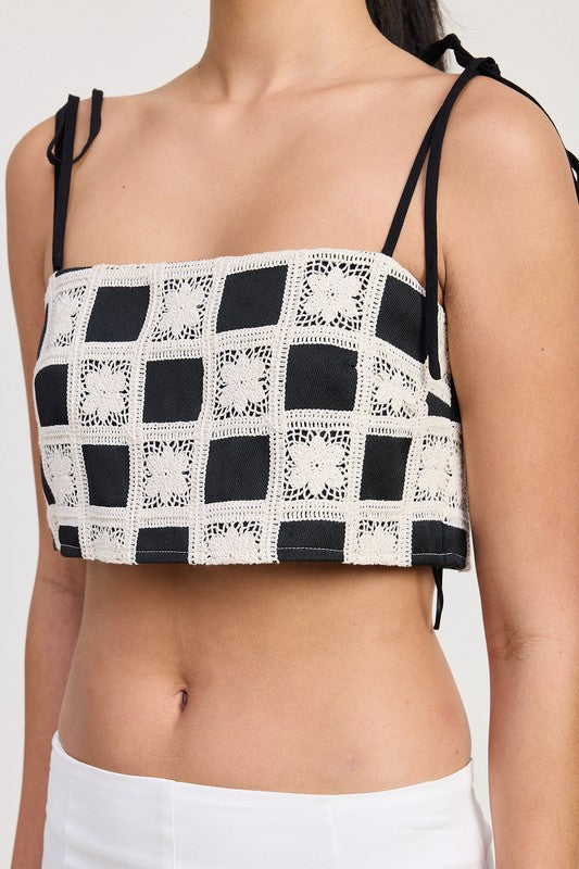 CROPPED CROCHET TOP