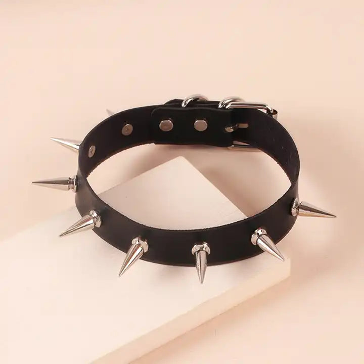 “Bad Girl” Choker